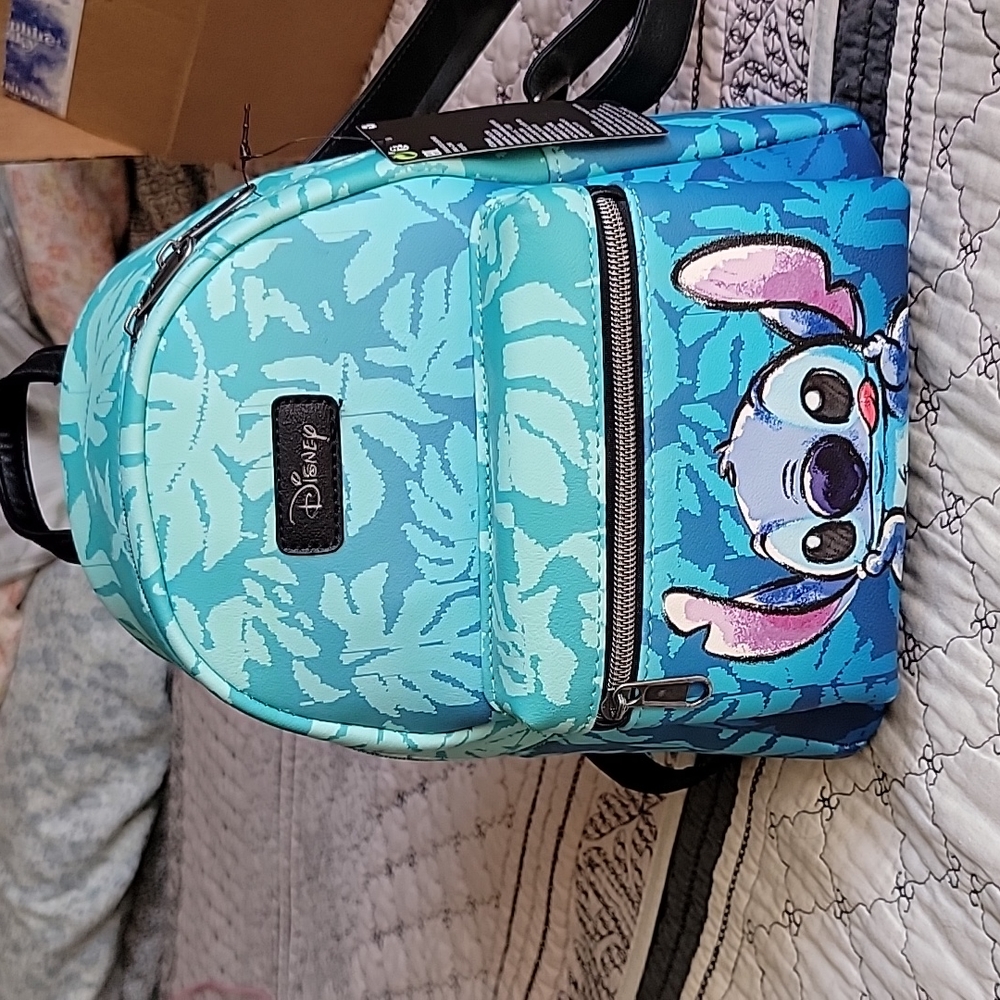 LOUNGEFLY STITCH BACKPACK NWT